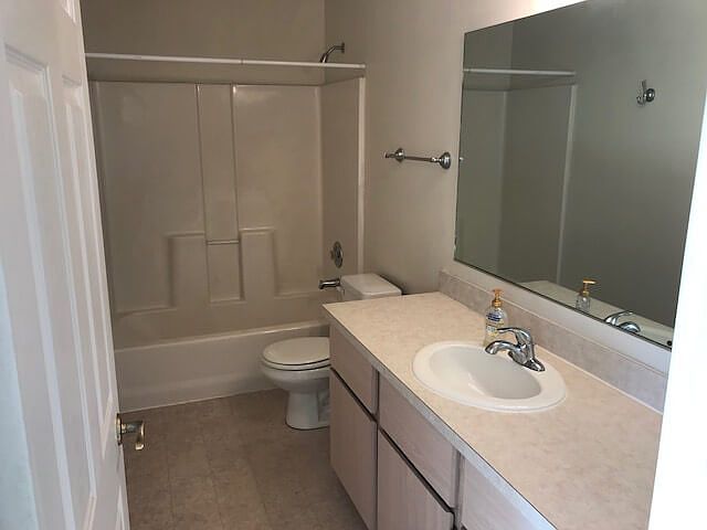 3 bed 2 bath 3 bed 2 bath
