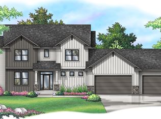 2577 Timber Oaks Rd SW, Rochester, MN 55902