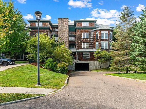 4th image of 55 Claire Pointe Road