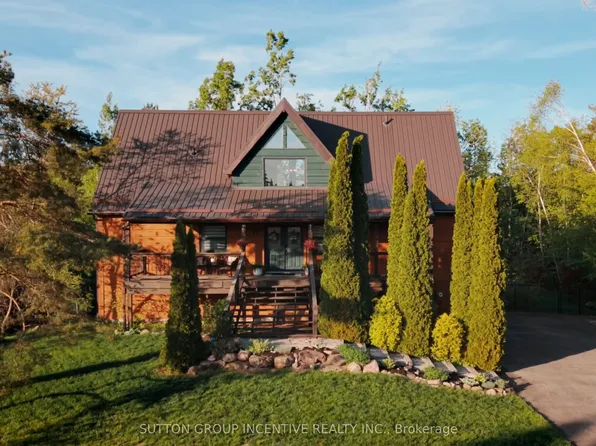 17 Bridle Path, Oro Medonte, ON L0L 2L0