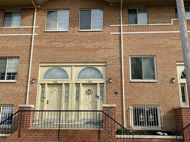 2751 Pennsylvania Ave #B107 — Photo 1