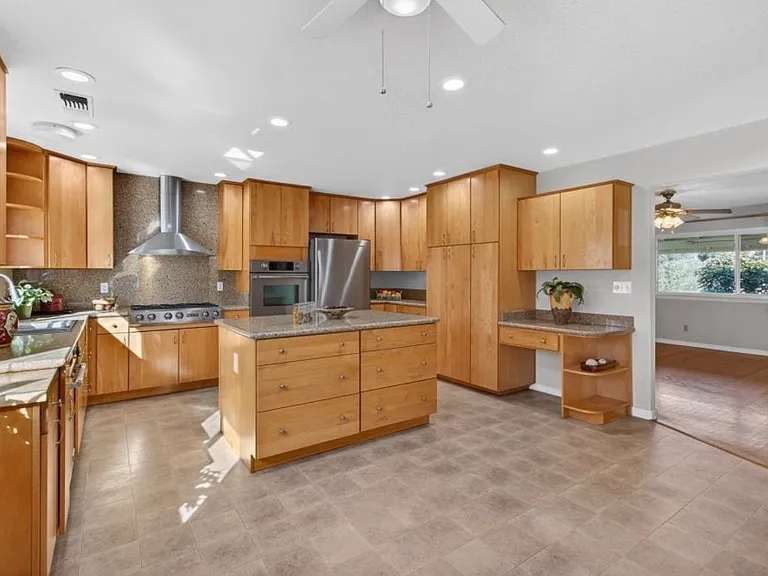 3167 Baseline Rd — Photo 15