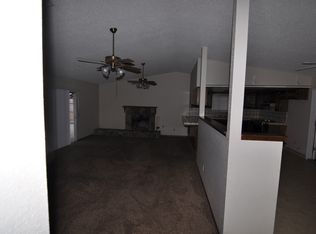 510 Orangewood Dr, Lemoore, CA 93245