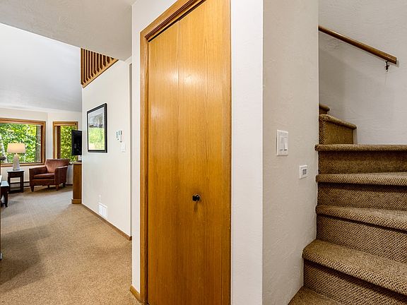5th image of 4908 N Landmark Cir Unit 308-A1