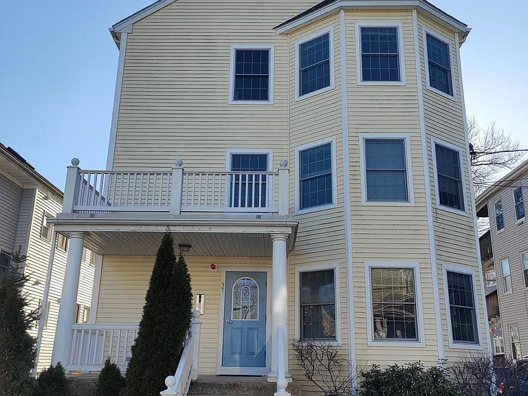 37 Wilson Ave #2 — Photo 8