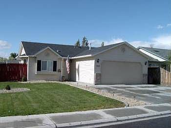 1st image of 520 E Dooley Ln