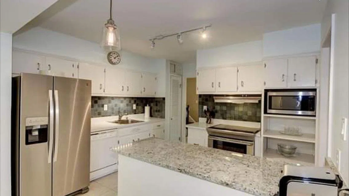 1809 Franwall Ave — Photo 3