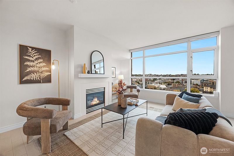 3rd image of 1420 Terry Avenue #2103