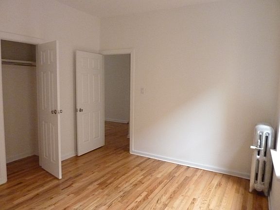 4th image of 326 Saint Johns Pl APT 8C