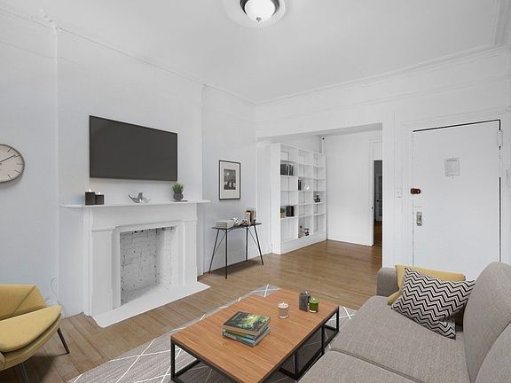 3rd image of 1577 3rd Ave APT 5N