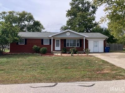 393 N Curtis Dr, Vincennes, IN, 47591