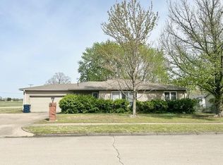 1210 N 18th Pl, Independence, KS 67301