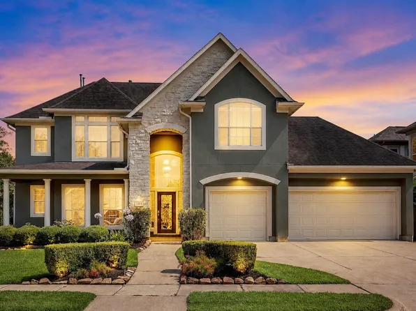 5203 Harvest Bend Ct, Sugar Land, TX 77479