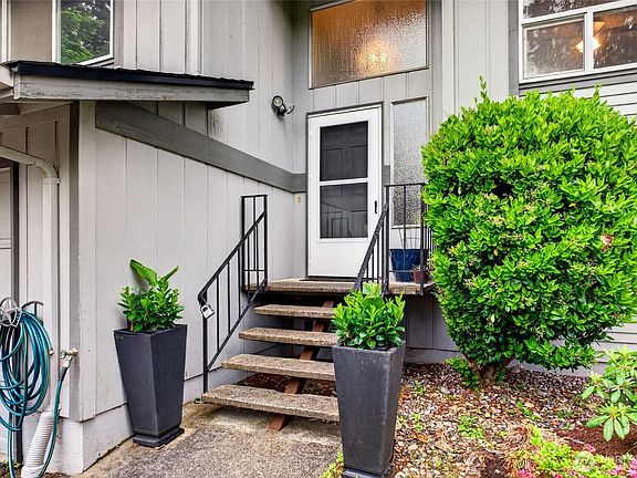 2nd image of 1730 114th Street S