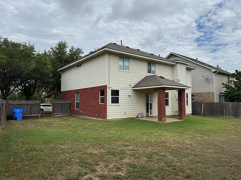 17801 Kilkenny Dr — Photo 17