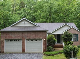 517 Birdie Rd, Locust Grove, VA 22508