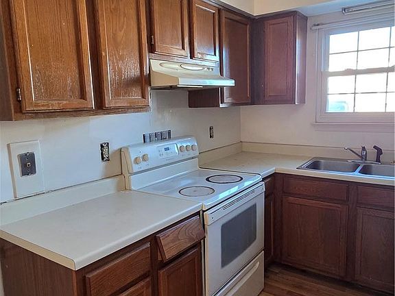 4th image of 2907 Leta Ct