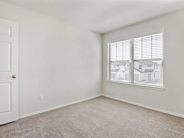 91 Pacific Loon St — Photo 8