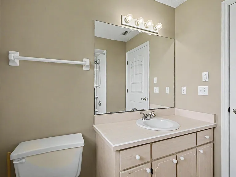 4 Foxhall Ct — Photo 42