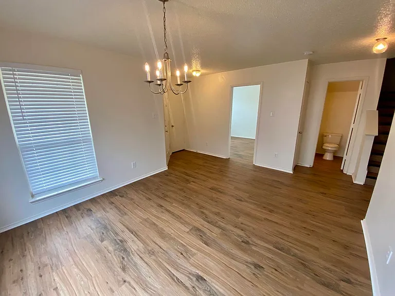 737 Eldorado Dr — Photo 4