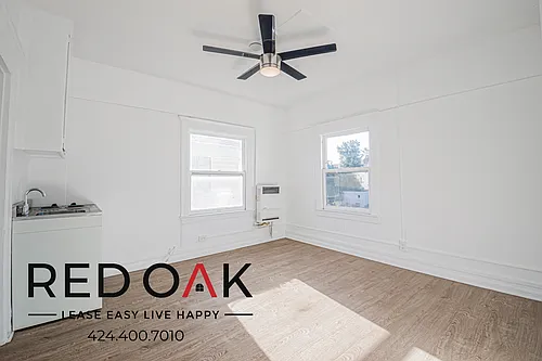 1423 S Burlington Ave #F Photo 1