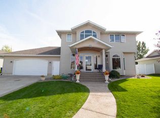 1316 Alpine Dr, Great Falls, MT 59404