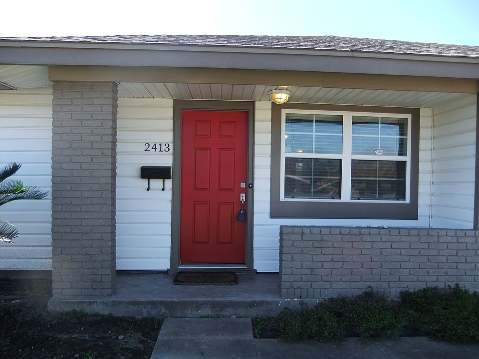 1st image of 2413 Pine St
