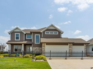 12517 Quail Dr, Bellevue, NE 68123
