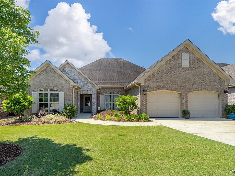 1st image of 11424 Dyer Ln