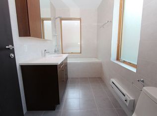 2640 E 14th St, Brooklyn, NY 11235