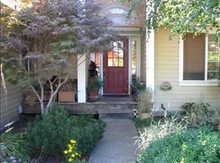 85305 Jasper Park Rd, Pleasant Hill, OR 97455