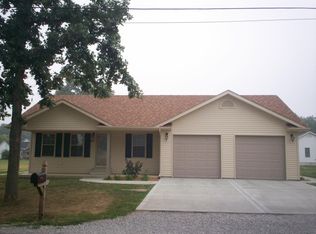 213 N Adams St, New Baden, IL