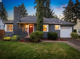 9917 NE Campaign St, Portland, OR 97220