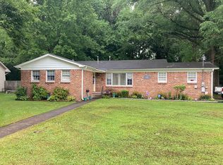 54 Honeysuckle Dr, Jackson, TN 38301