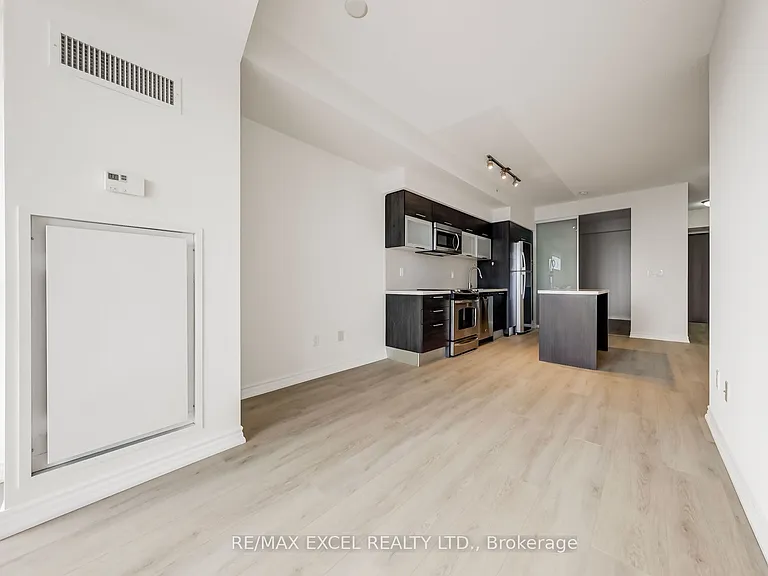 386 Yonge St #4904 — Photo 33