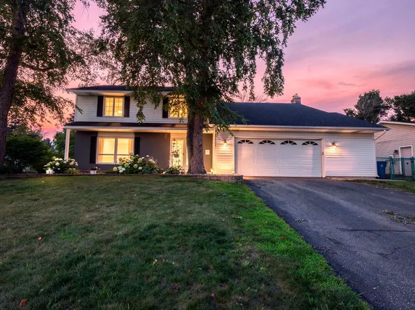 10500 Utah Rd, Bloomington, MN 55438