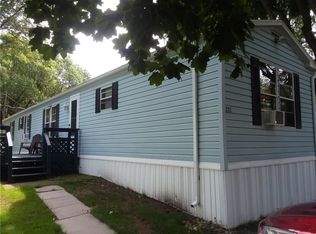 331 Dale Dr, Farmington, NY 14425