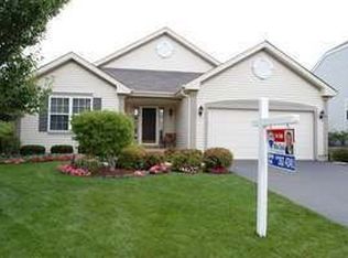 1432 Fechner Cir, North Aurora, IL 60542