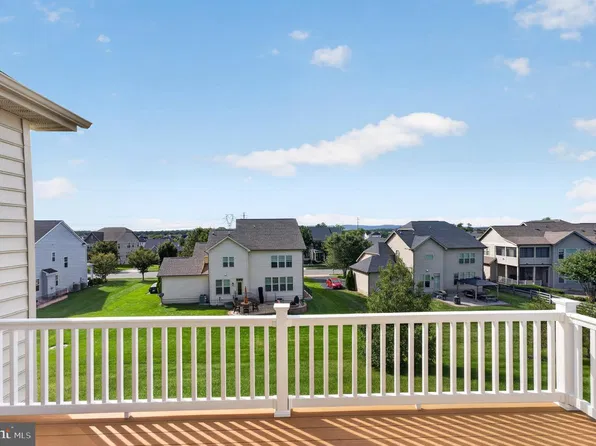 26583 Vanderview Pl, Chantilly, VA 20152