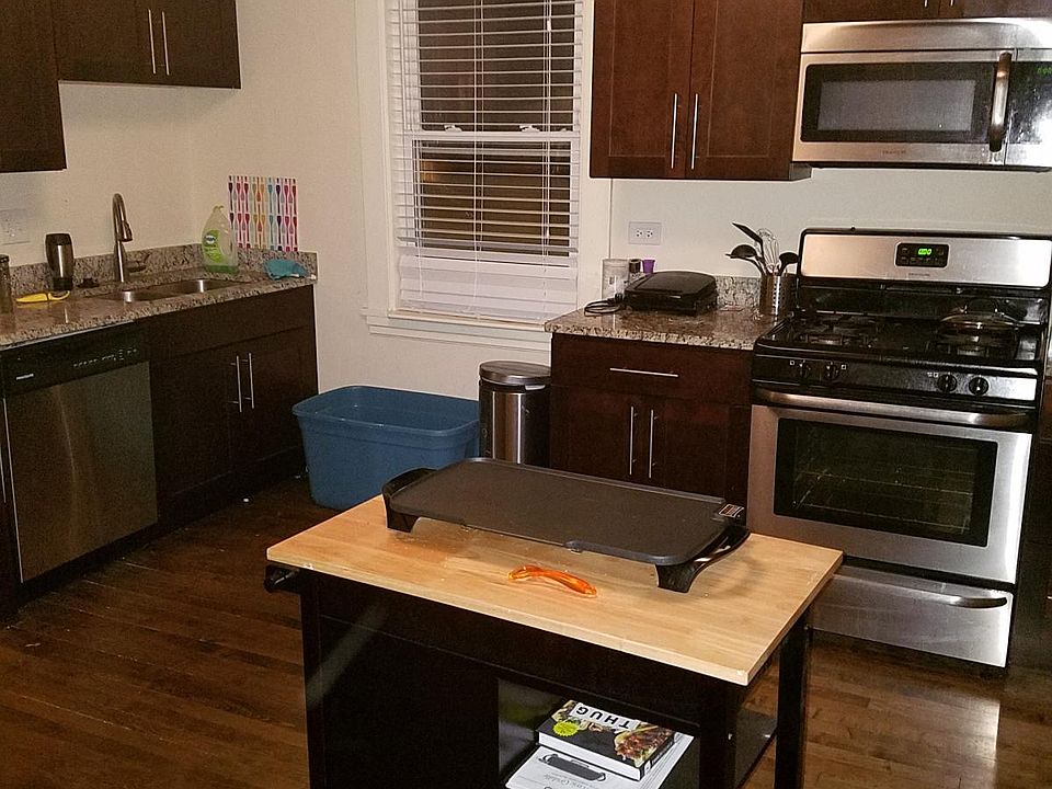 1st image of 505 Beloit Ave APT 1