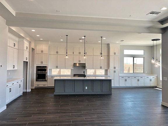 4th image of 2733 E Kesler Ln