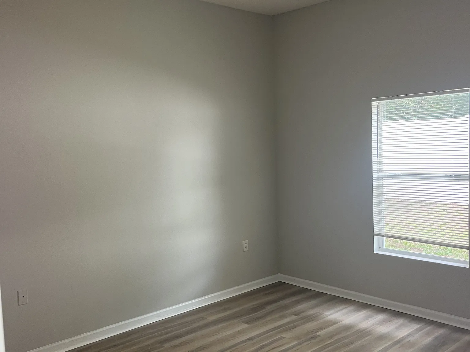 5101 Playpen Dr #2 - 1 — Photo 2