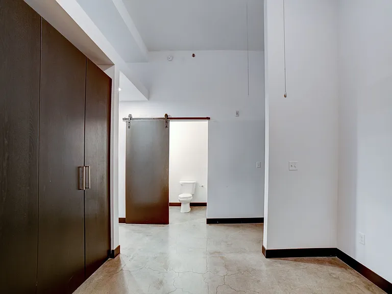 Vandever Lofts — Photo 54