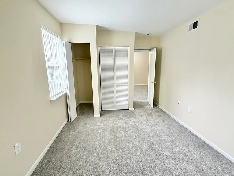 4912 Nash St NE #6 — Photo 10