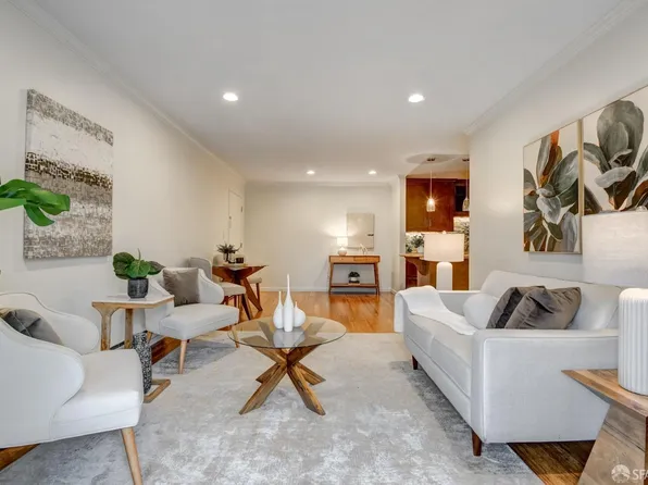 1126 Cherry Ave APT 131, San Bruno, CA 94066