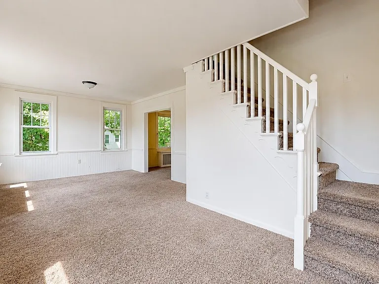 316 Pitney Rd — Photo 16