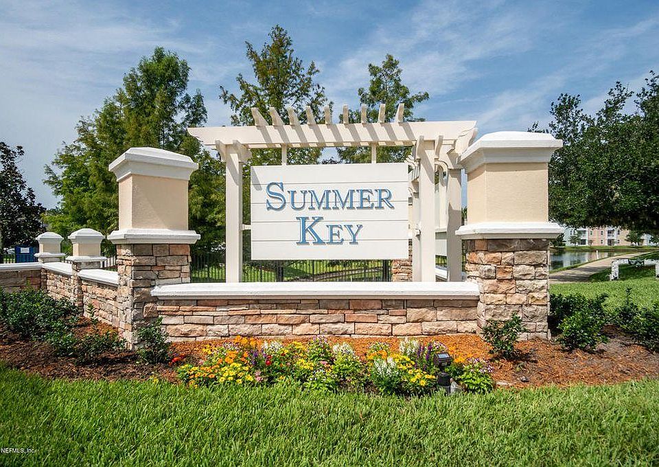 1st image of 4982 Key Lime Dr Unit 303