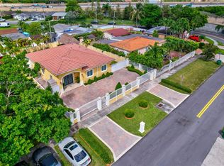 7586 S Waterway Dr, Miami, FL 33155