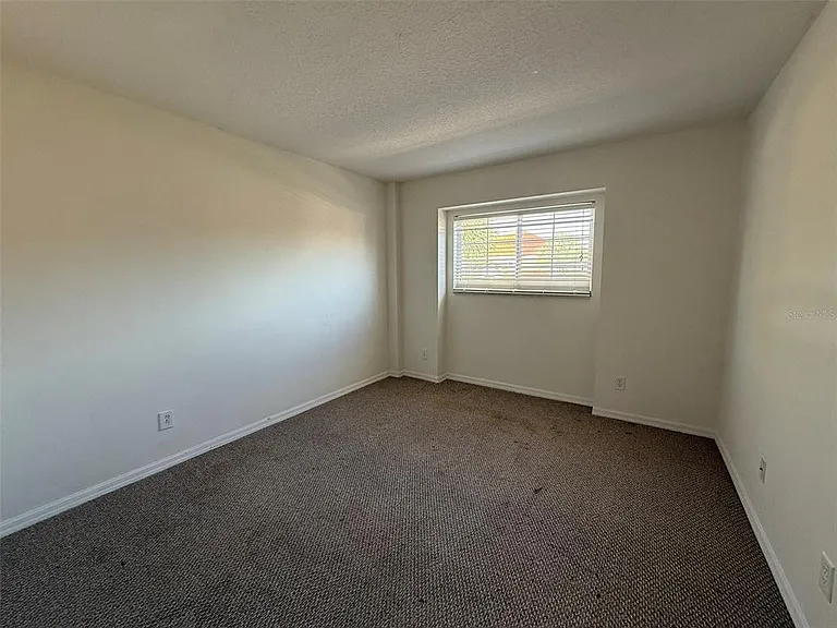 1153 Solana Cir — Photo 18
