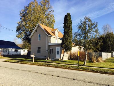 22 W Arthur St, Barryton, MI, 49305